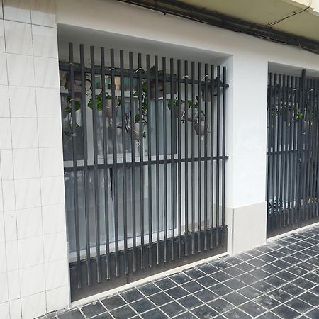 Bonito Apartamento De 2 Habitaciones Cerca De La Estacion Joaquin Sorolla Walencja Zewnętrze zdjęcie