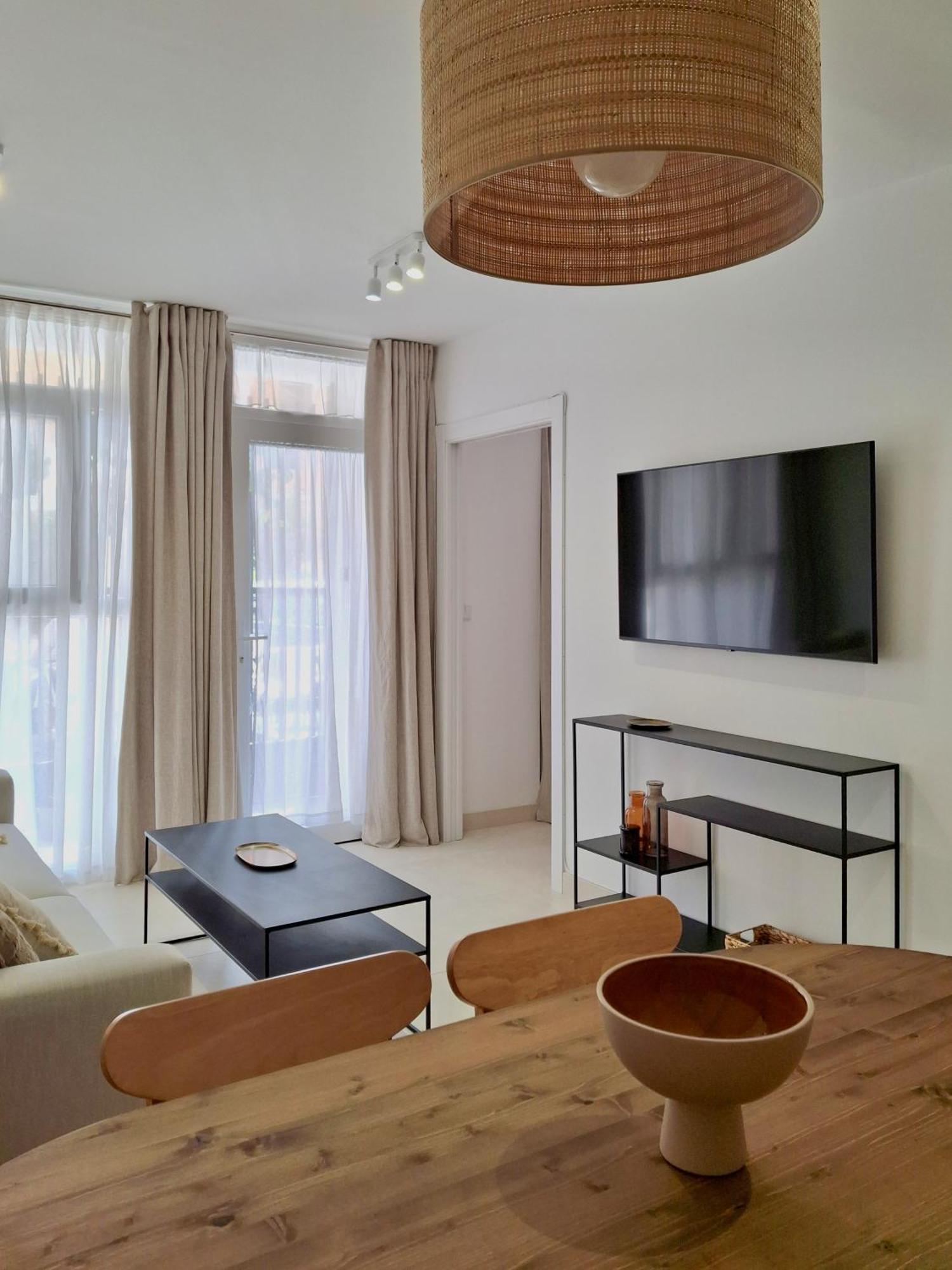 Bonito Apartamento De 2 Habitaciones Cerca De La Estacion Joaquin Sorolla Walencja Zewnętrze zdjęcie